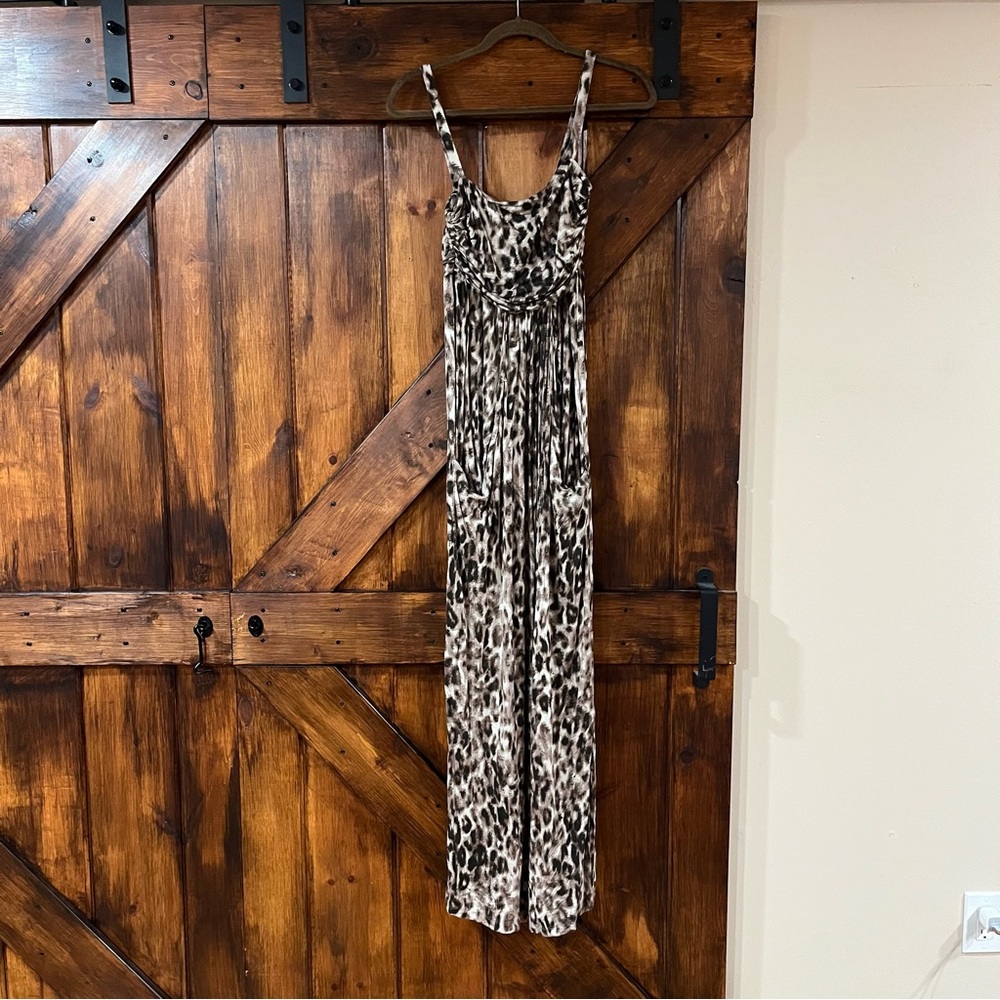 New Queen Collection leopard print maxi dress